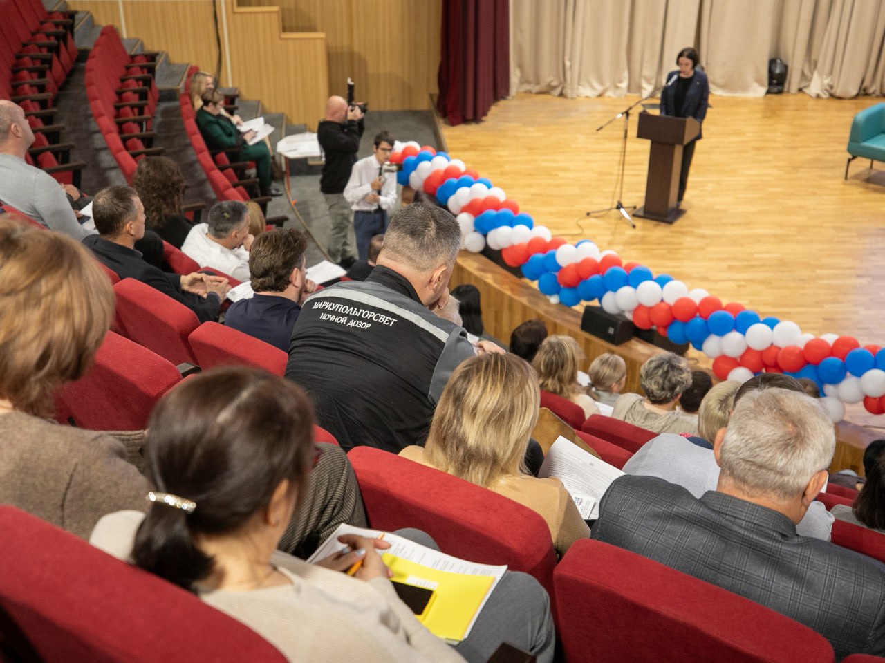Антон Кольцов: Принял полномочия секретаря Местного отделения ВПП "Единая Россия" Антон Кольцов: Принял полномочия секретаря Местного отделения ВПП "Единая Россия"