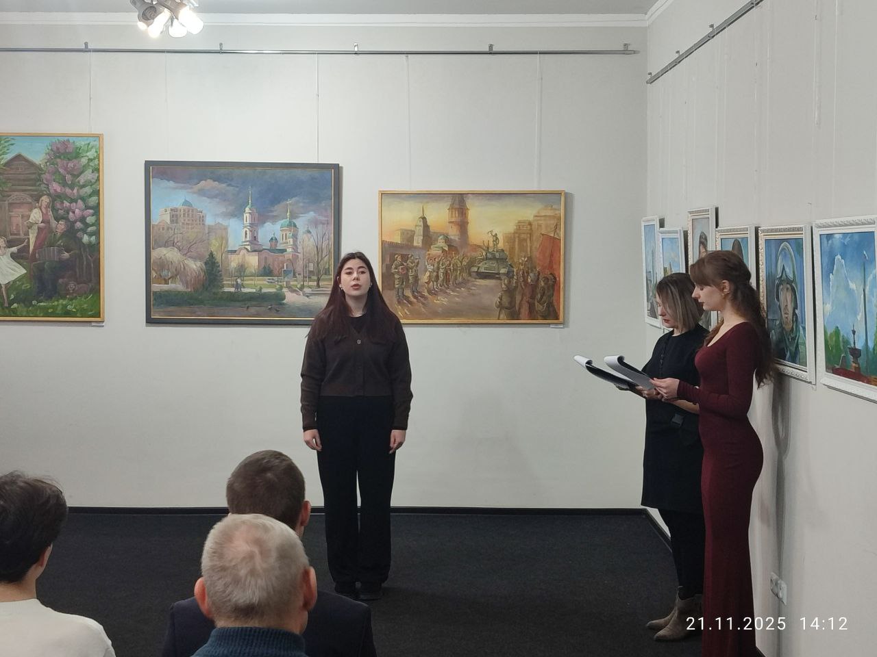 21 ноября в Доме художника состоялось торжественное открытие Республиканской выставки творческих работ преподавателей и обучающихся образовательных учреждений сферы культуры «Грани таланта» 21 ноября в Доме художника состоялось торжественное открытие Республиканской выставки творческих работ преподавателей и обучающихся образовательных учреждений сферы культуры «Грани таланта»