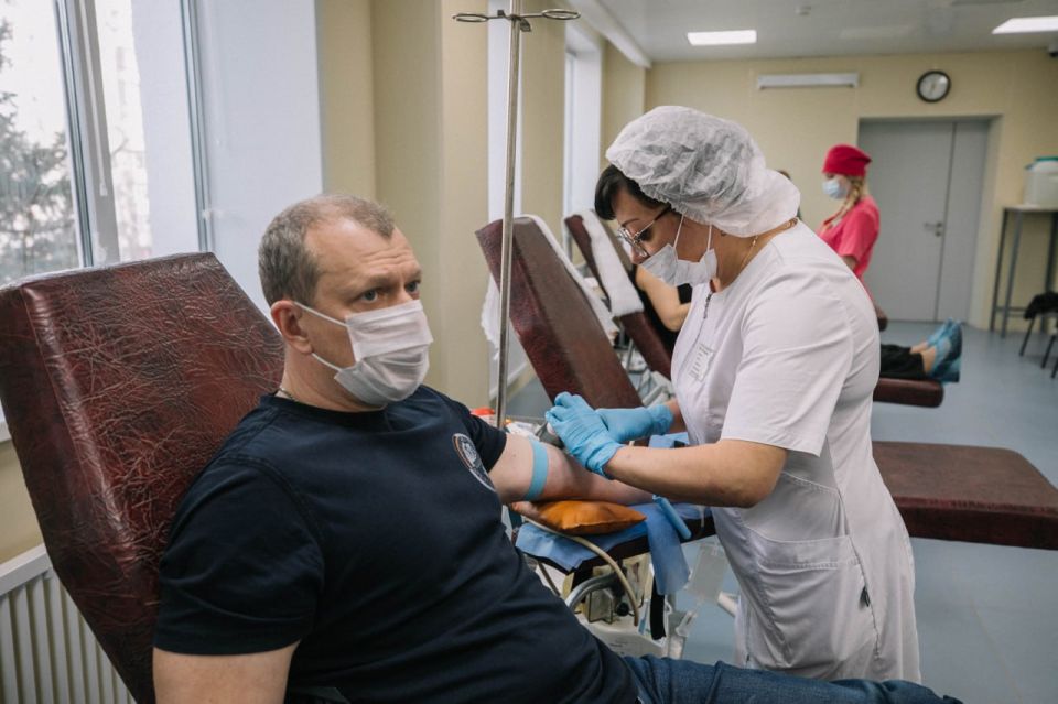 ����� �������: ���������� ������� 300 ������������ ����� �����