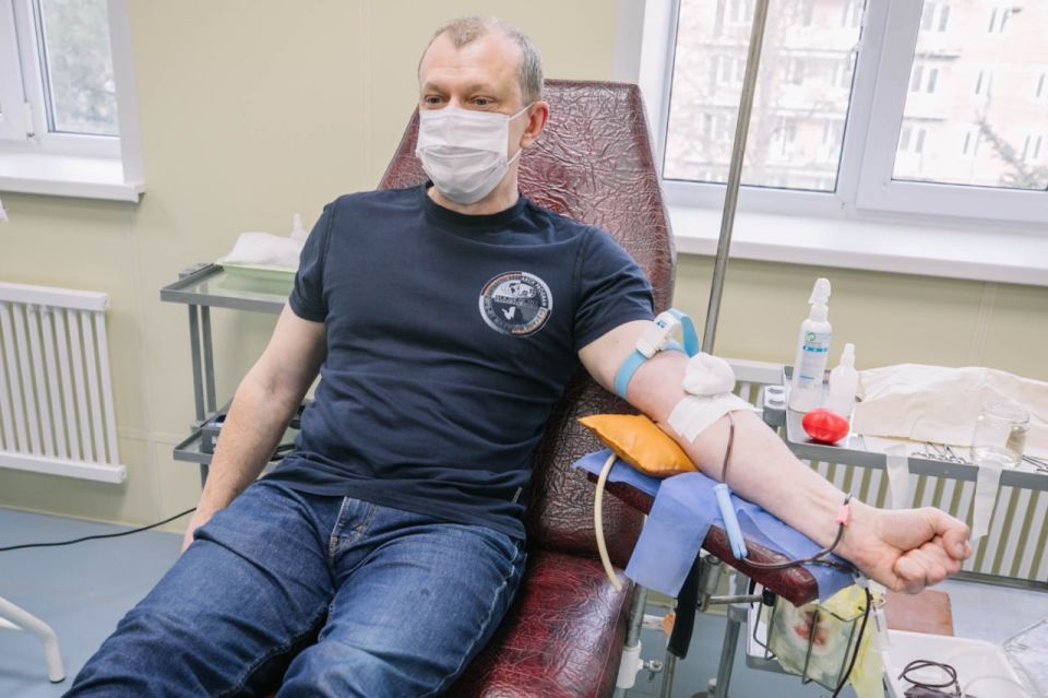 ����� �������: ���������� ������� 300 ������������ ����� �����