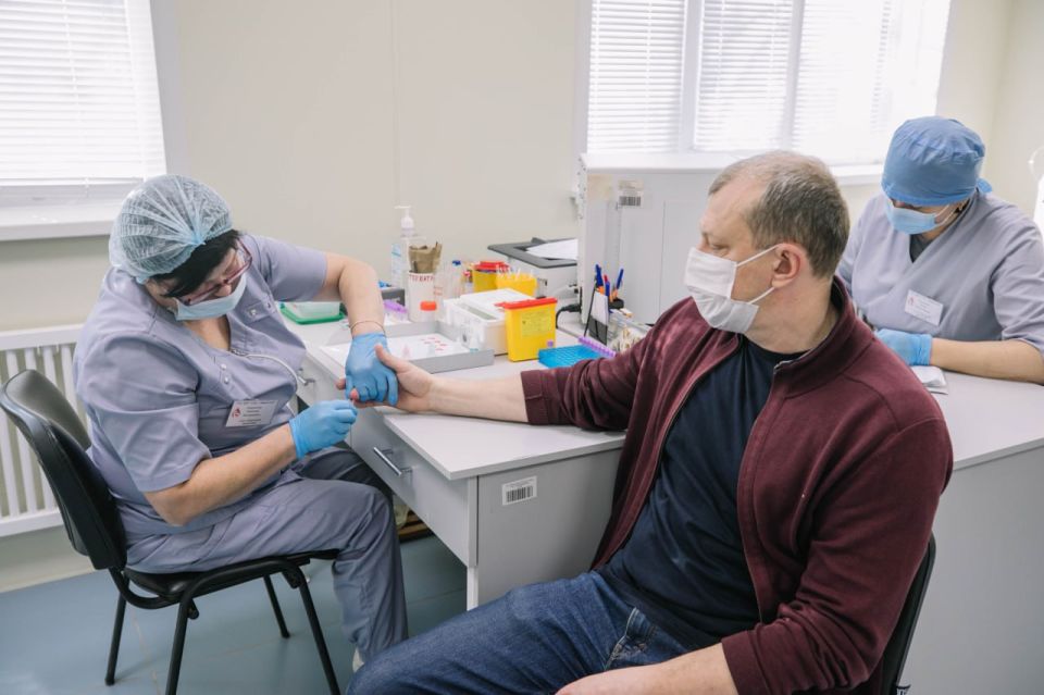 ����� �������: ���������� ������� 300 ������������ ����� �����