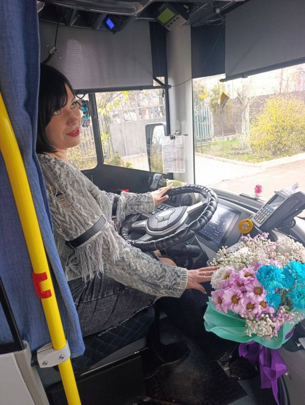 ��������������: � ��������� � ��������� ���� �� �������� �15, � ����� ������ �� ���� �������� � ������� �930�� � ���� � �� �� �������-��������