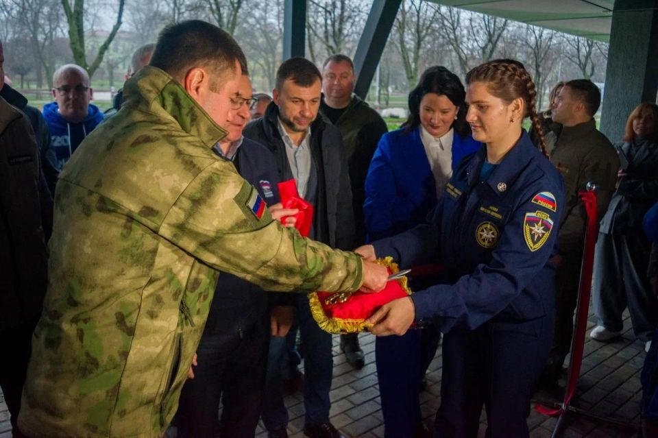 Открыт новый штаб мариупольских добровольцев ЧС Открыт новый штаб мариупольских добровольцев ЧС