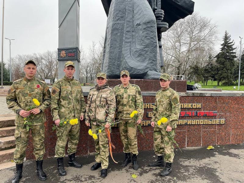 Донецкие и волгоградские поисковики приняли участие в церемонии закрытия региональной «Вахты Памяти – 2025» Донецкие и волгоградские поисковики приняли участие в церемонии закрытия региональной «Вахты Памяти – 2025»
