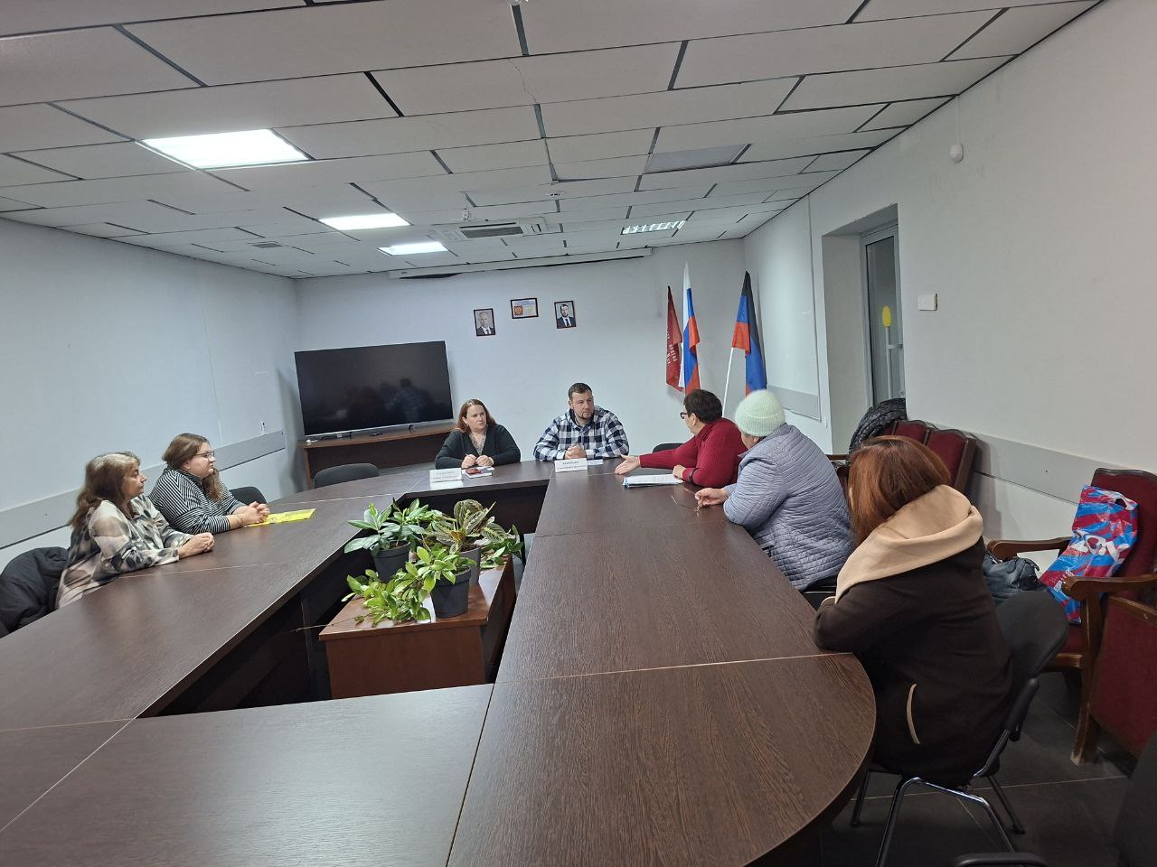 В Управе Ильичевского внутригородского района города Мариуполь состоялась встреча с жителями