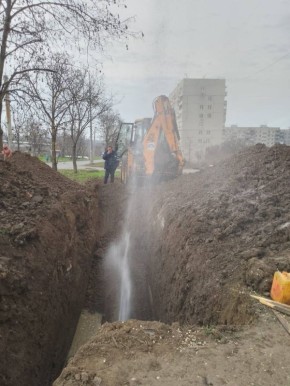 Специалисты из Санкт-Петербурга помогают решать проблемы с водоснабжением в Мариуполе
