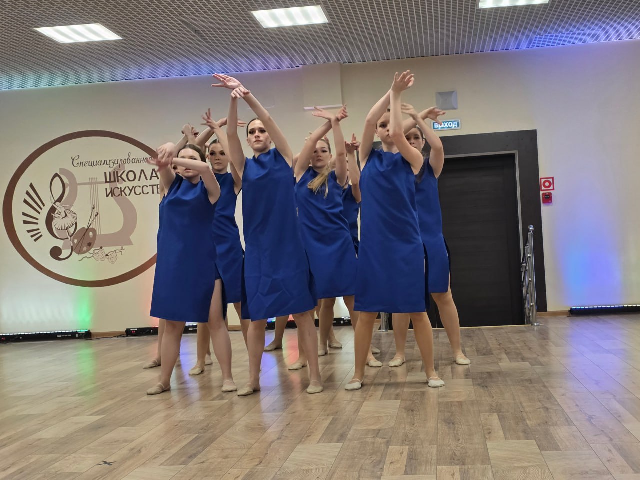 9 декабря в России отмечают День героев Отечества