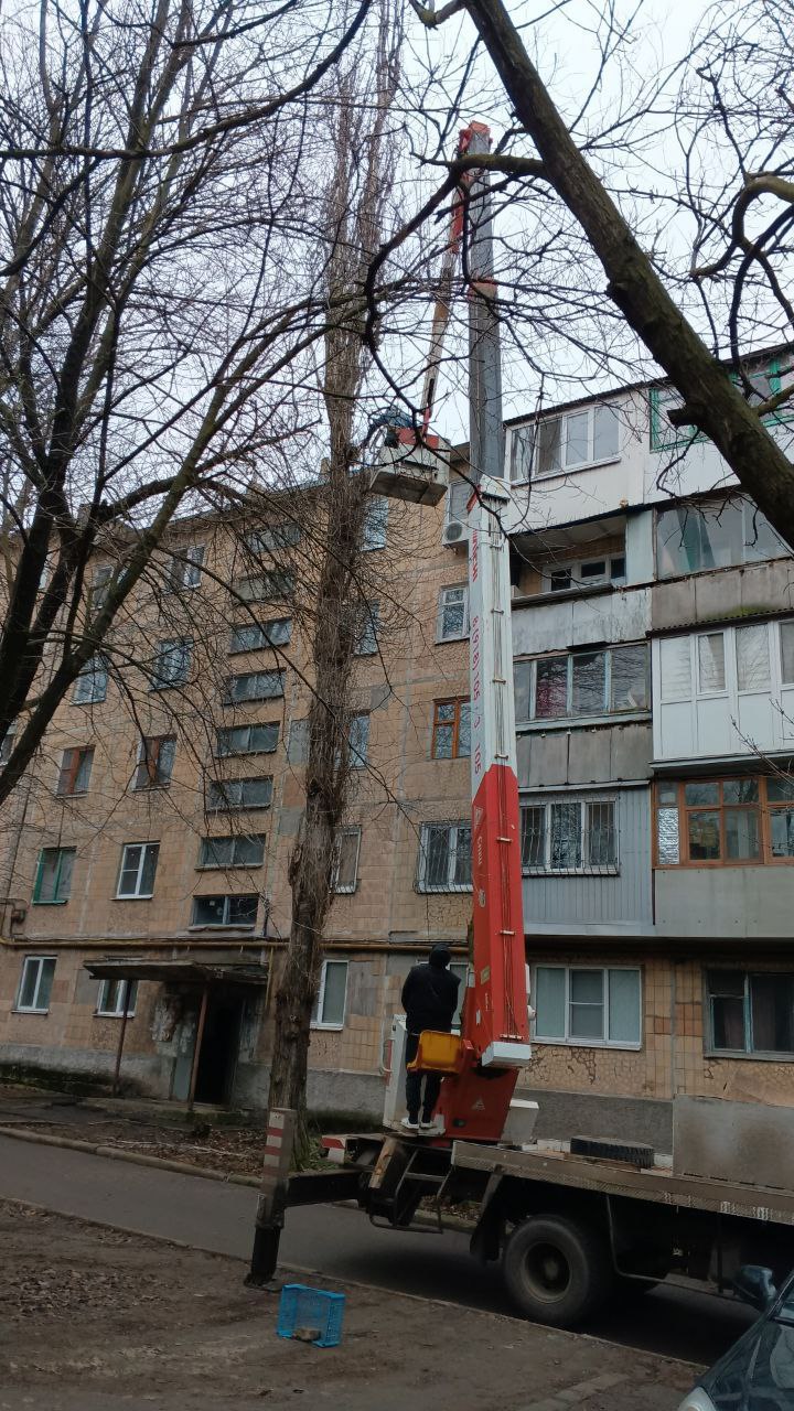 Денис Пушилин: Контроль исполнения поручений — глава администрации Донецка Алексей Кулемзин доложил о решении ряда проблемных вопросов