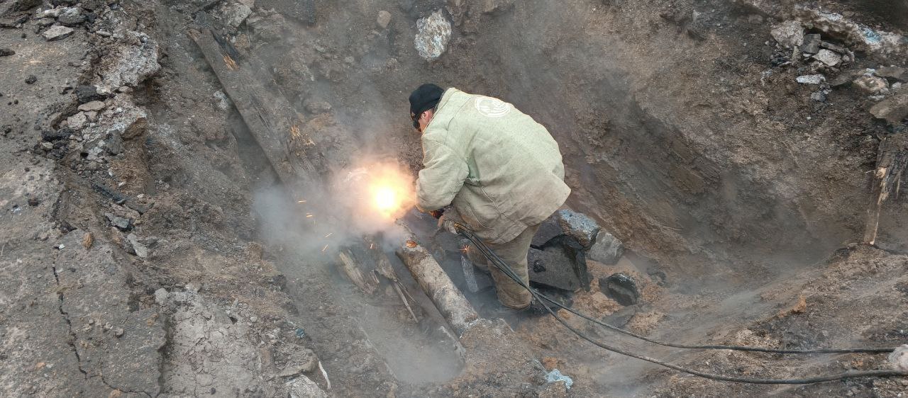 ОПЕРАТИВНОЕ УСТРАНЕНИЕ АВАРИИ: СПЕЦИАЛИСТЫ МАРИУПОЛЬСКОГО ФИЛИАЛА "ДОНБАССТЕПЛОЭНЕРГО" ВОССТАНОВИЛИ ТЕПЛОСНАБЖЕНИЕ ТРЕХ ЖИЛЫХ ДОМОВ И ОДНОГО ОБЪЕКТА СОЦСФЕРЫ ОПЕРАТИВНОЕ УСТРАНЕНИЕ АВАРИИ: СПЕЦИАЛИСТЫ МАРИУПОЛЬСКОГО ФИЛИАЛА "ДОНБАССТЕПЛОЭНЕРГО" ВОССТАНОВИЛИ ТЕПЛОСНАБЖЕНИЕ ТРЕХ ЖИЛЫХ ДОМОВ И ОДНОГО ОБЪЕКТА СОЦСФЕРЫ