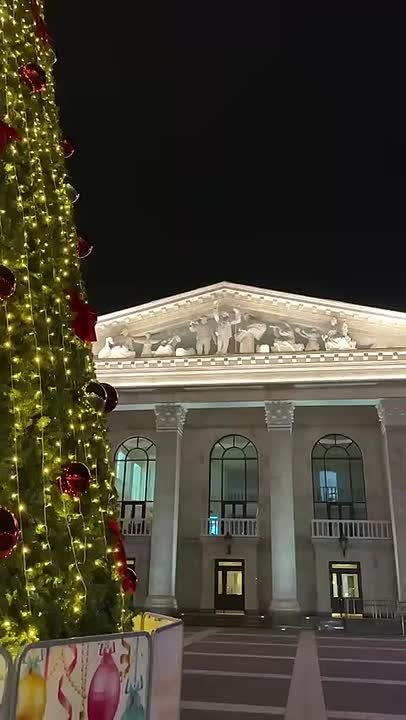 Виктория Мельникова: Мариупольский драмтеатр выглядит сейчас так