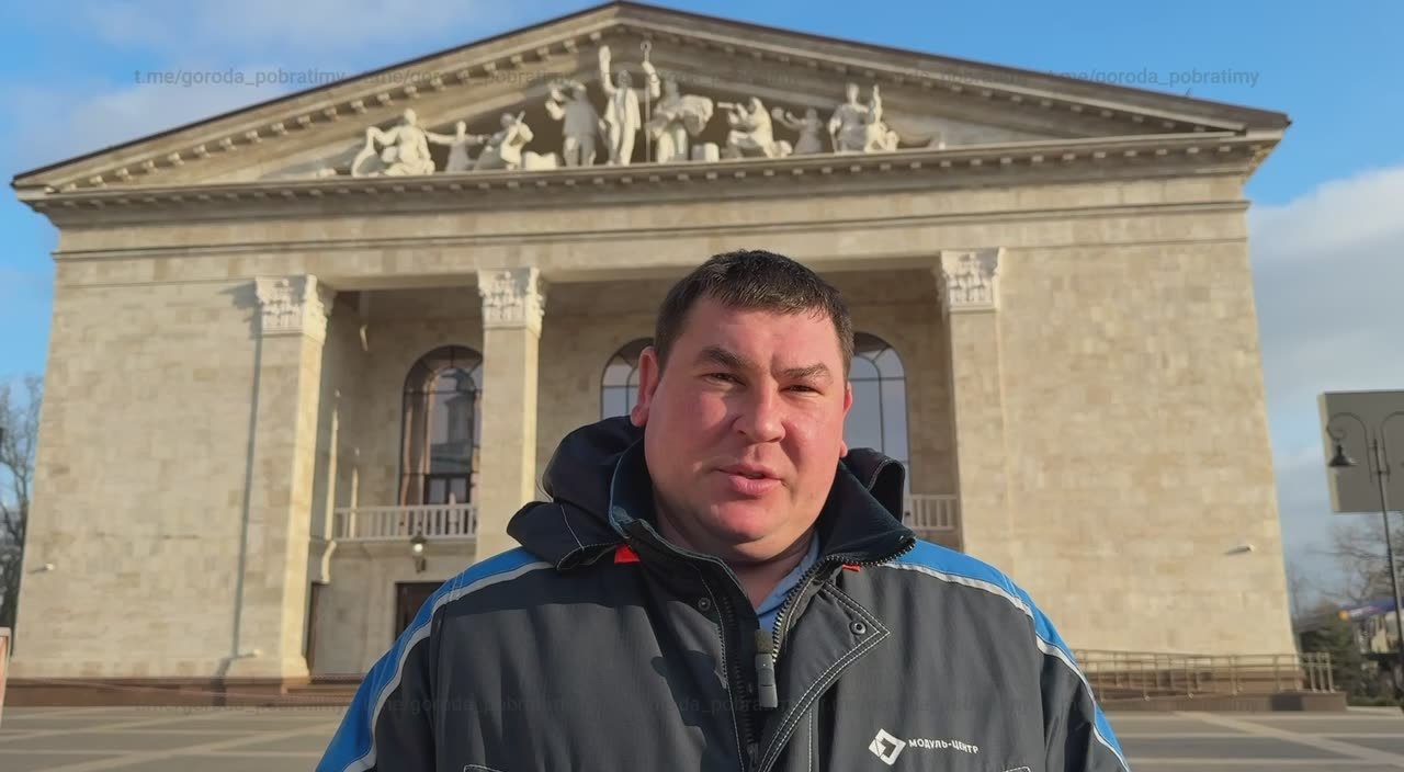 Санкт-Петербург дарит Мариуполю искусство!