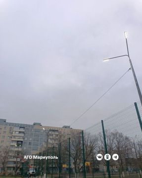 В Ильичевском районе Мариуполя энергетики проверили работу сетей наружного освещения
