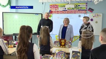 Подарки из Санкт-Петербурга - в школы Мариуполя! 26.12.2025