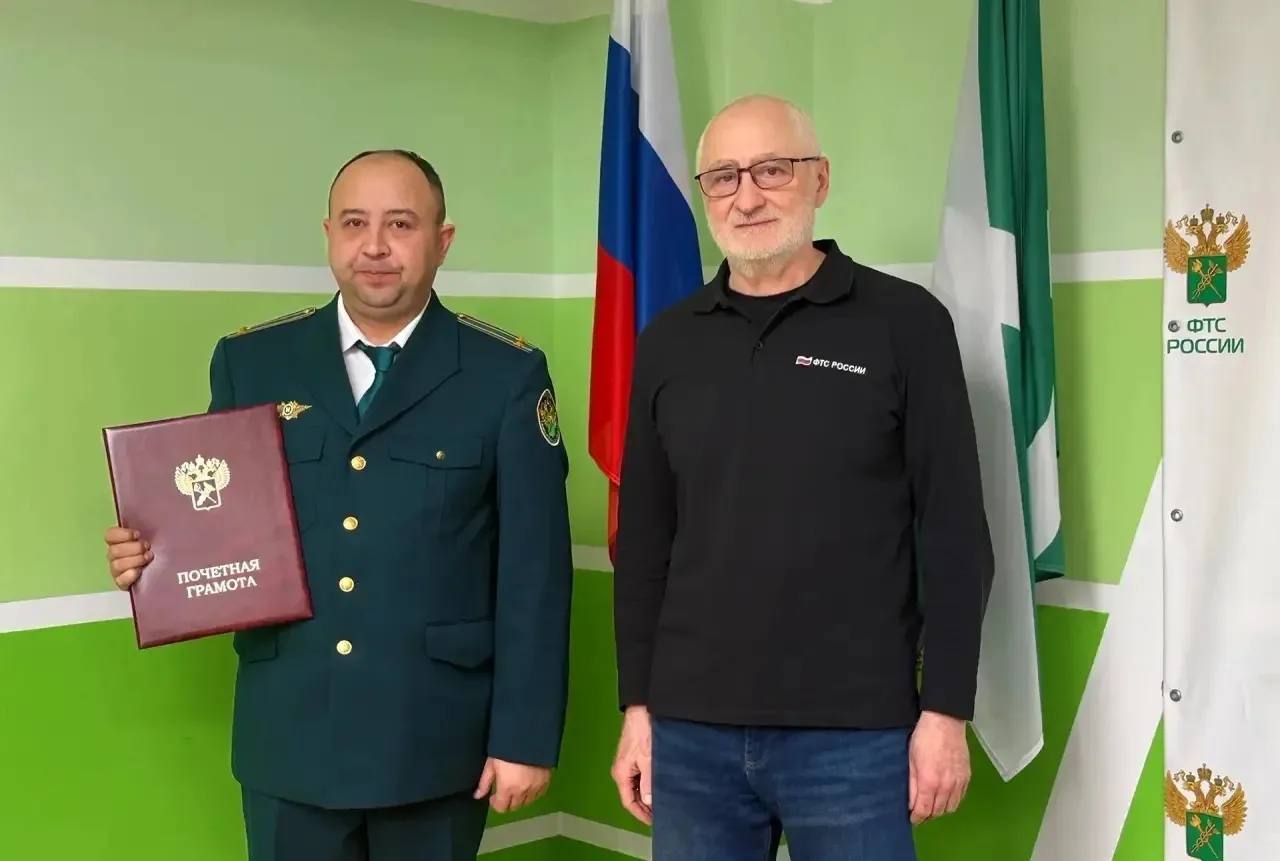 Заместитель руководителя ФТС России Олег Губайдулин посетил регионы деятельности Донецкой и Луганской таможен Заместитель руководителя ФТС России Олег Губайдулин посетил регионы деятельности Донецкой и Луганской таможен