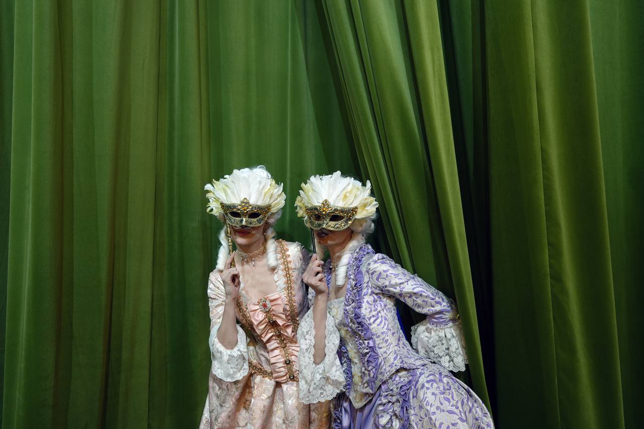 В Мариуполе открыли восстановленный драмтеатр В Мариуполе открыли восстановленный драмтеатр