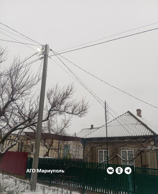 Мариупольские энергетики за неделю установили более 40 новых светильников