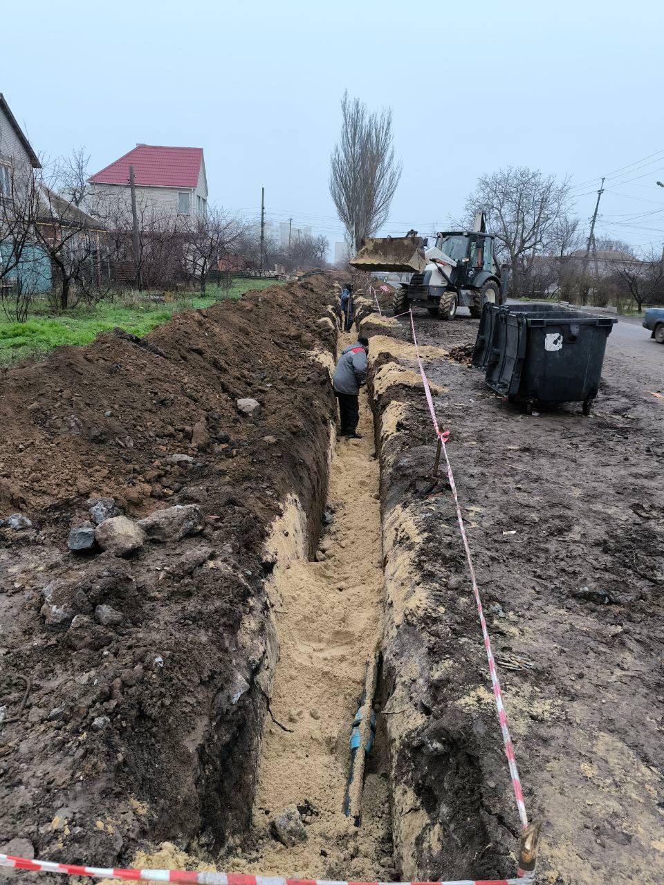 Петербургские специалисты в течение года помогали восстанавливать в Мариуполе инженерные сети Петербургские специалисты в течение года помогали восстанавливать в Мариуполе инженерные сети