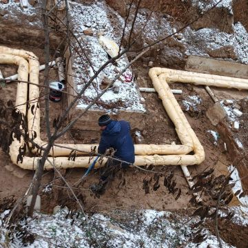 Петербургские специалисты в течение года помогали восстанавливать в Мариуполе инженерные сети