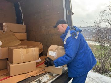 В канун Нового года Санкт-Петербург согревает сердца мариупольских детей!