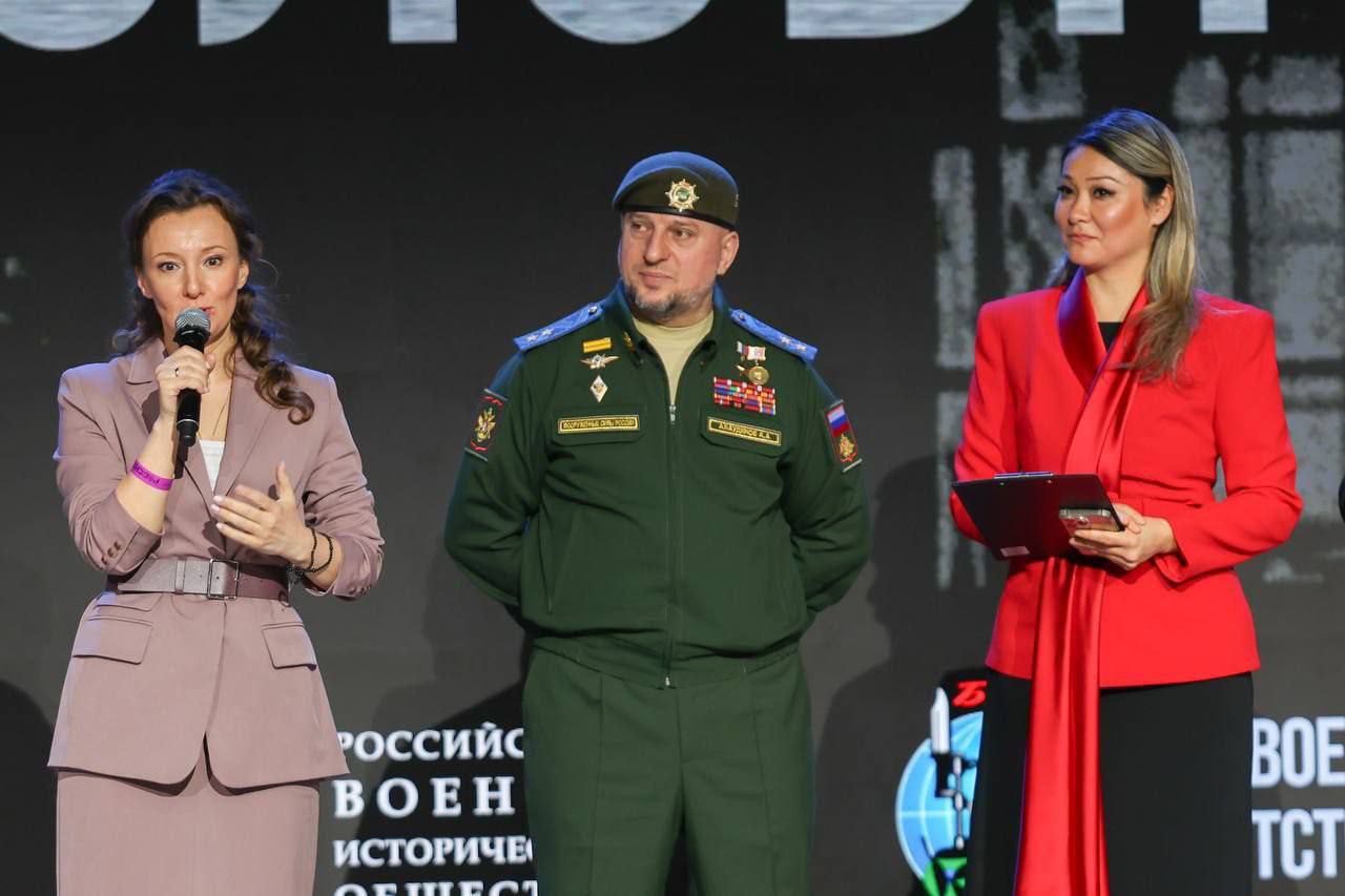 Марина Ким: Геополитика всегда подбрасывает сюрпризы и пока все только и говорят о Венесуэле, я продолжаю вспоминать главные события 2025 Марина Ким: Геополитика всегда подбрасывает сюрпризы и пока все только и говорят о Венесуэле, я продолжаю вспоминать главные события 2025