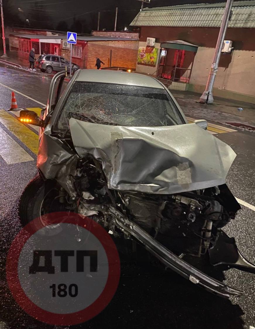 В Мариуполе произошло ДТП на Ул.Козлова В Мариуполе произошло ДТП на Ул.Козлова