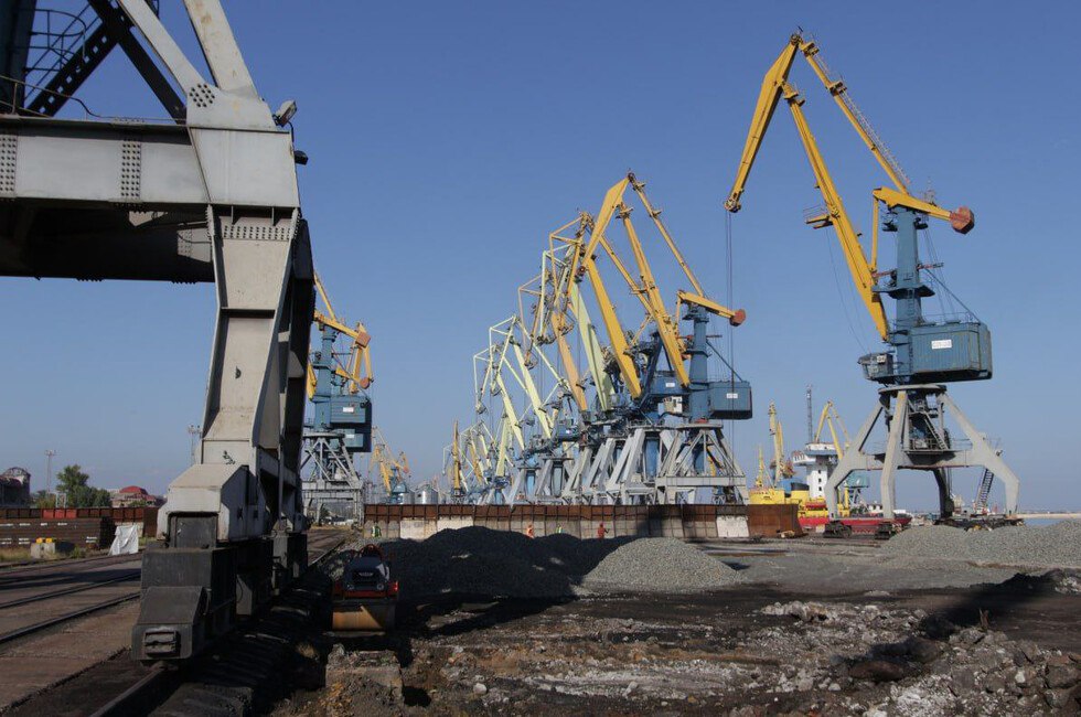 Мариупольский порт наращивает мощность: планы и перспективы развития