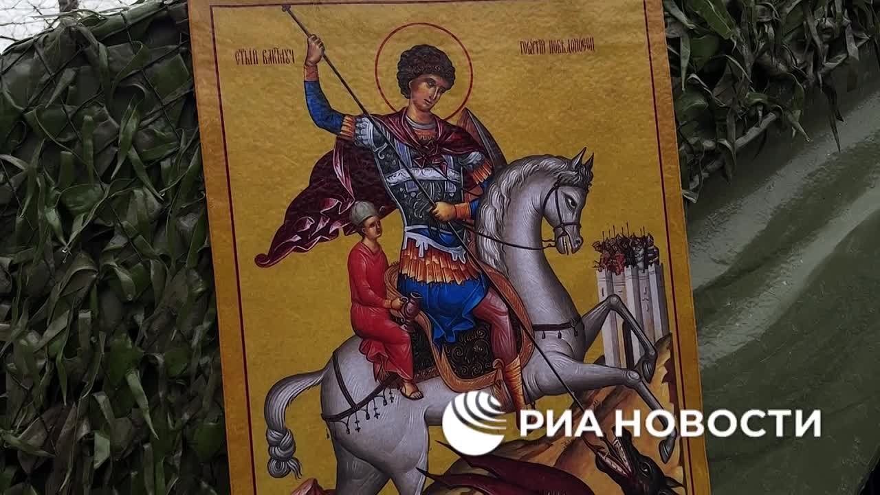 Морпехи встретили Рождество на богослужении на передовой в ДНР