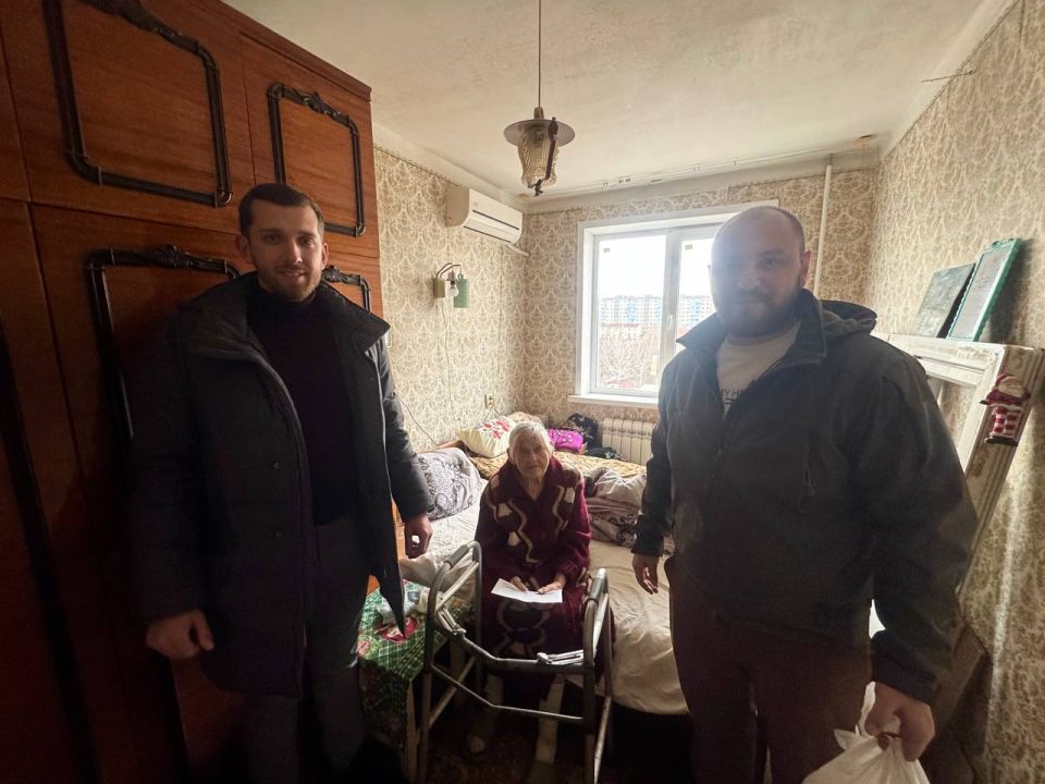 Партия рядом — поздравили долгожителей с днём рождения! Партия рядом — поздравили долгожителей с днём рождения!