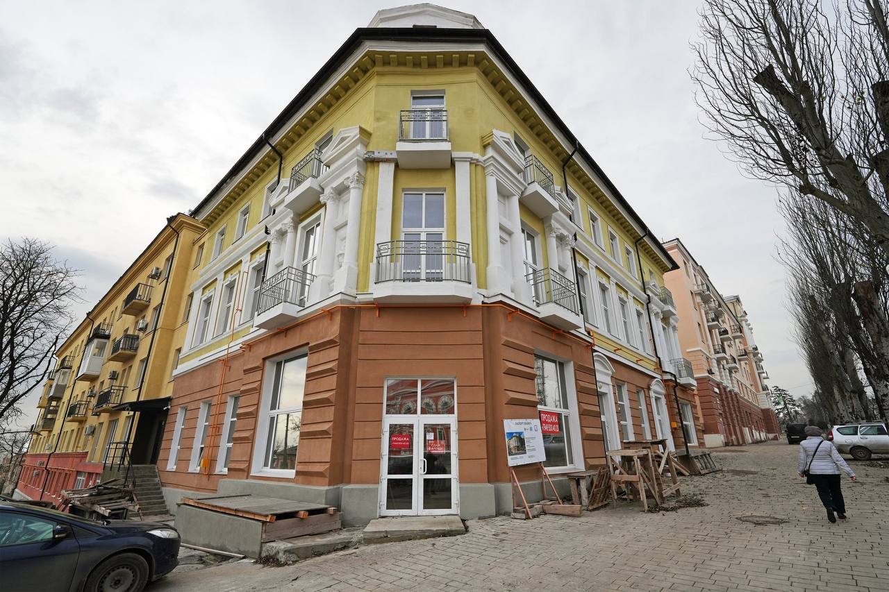 Здания времен Российской империи, уникальная лепнина и завораживающая архитектура: как выглядит восстанавливаемый исторический центр Мариуполя Здания времен Российской империи, уникальная лепнина и завораживающая архитектура: как выглядит восстанавливаемый исторический центр Мариуполя