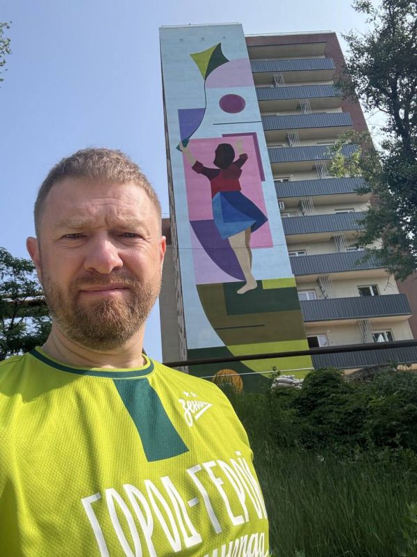 Александр Малькевич: О чём рассказывают муралы Мариуполя? Александр Малькевич: О чём рассказывают муралы Мариуполя?