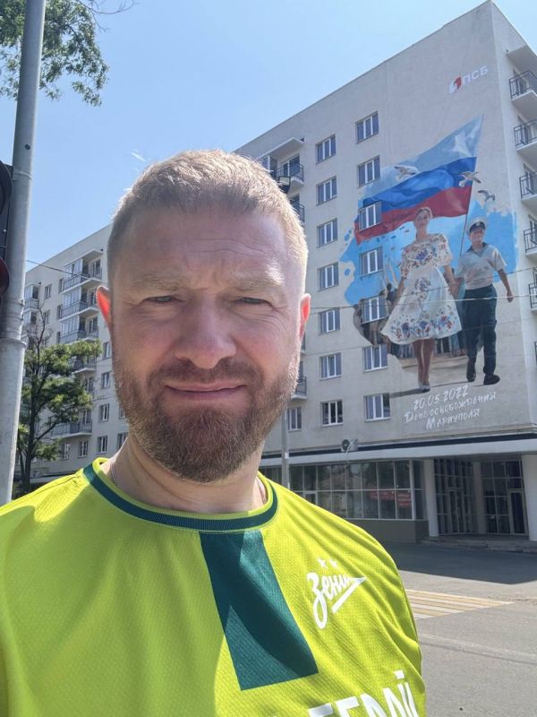 Александр Малькевич: О чём рассказывают муралы Мариуполя? Александр Малькевич: О чём рассказывают муралы Мариуполя?