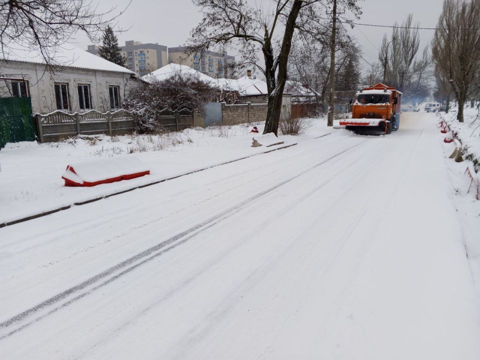 Боремся со снегом оперативно Боремся со снегом оперативно