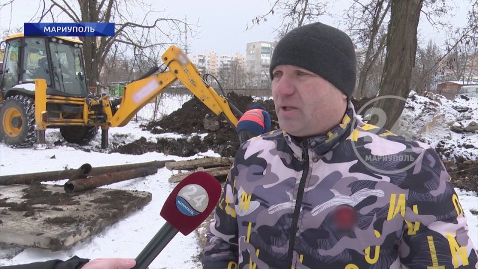 Бригады Санкт-Петербурга восстанавливают теплоснабжение в Мариуполе