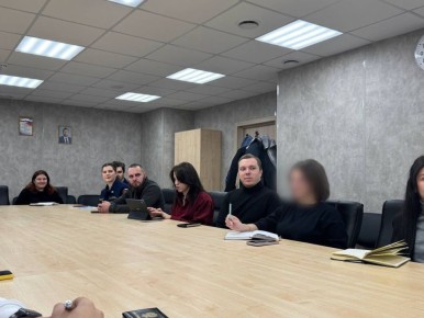 ������ ������ ��-13 ������ ������� � ��������� �� �������� ���������� ��������