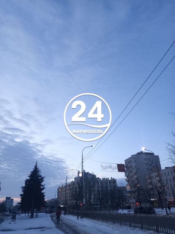 Вот такие красивые облака наблюдали мариупольцы сегодня вечером над нашим любимым городом!