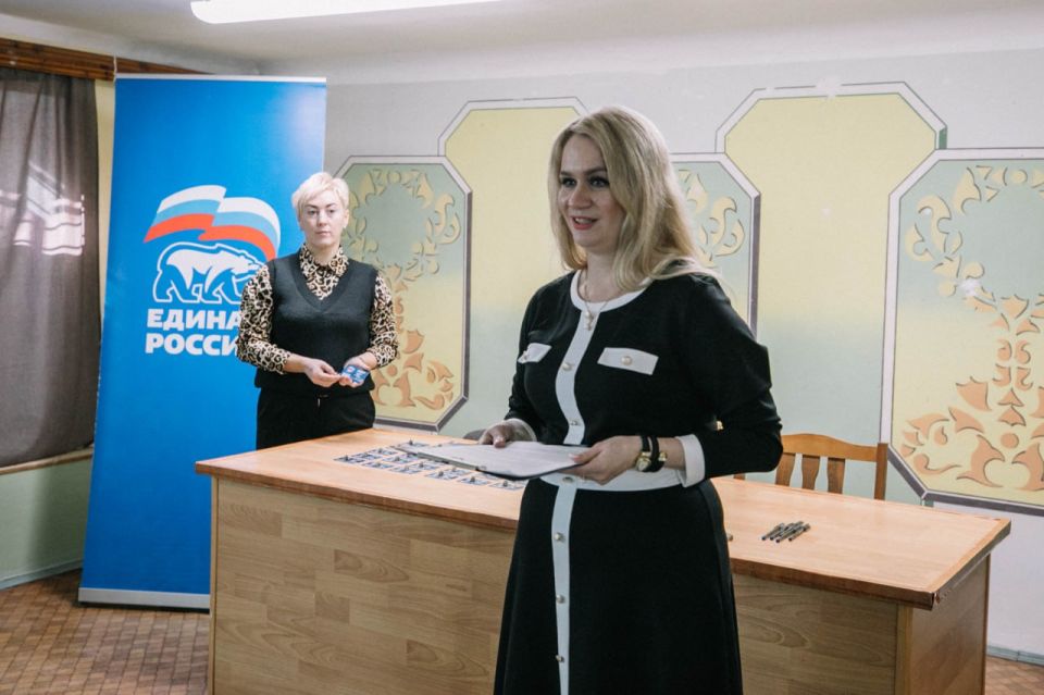 Антон Кольцов: Почти на 40 человек вырос состав Мариупольского местного отделения ВПП «Единая Россия» Антон Кольцов: Почти на 40 человек вырос состав Мариупольского местного отделения ВПП «Единая Россия»