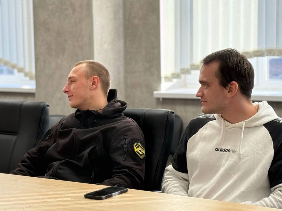 Не стань жертвой обмана!. В Международный день безопасного Интернета в Мариуполе состоялась важная встреча для молодёжи Не стань жертвой обмана!. В Международный день безопасного Интернета в Мариуполе состоялась важная встреча для молодёжи