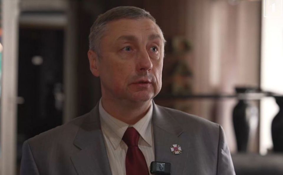 Полковник в новой роли: финалист конкурса «Донбасс. СВОи Герои» проходит стажировку в Администрации главы ДНР