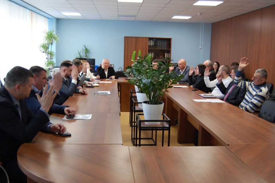 Антон Кольцов: Депутаты Мариупольского городского совета приняли муниципальный порядок распределения компенсационного жилья Антон Кольцов: Депутаты Мариупольского городского совета приняли муниципальный порядок распределения компенсационного жилья