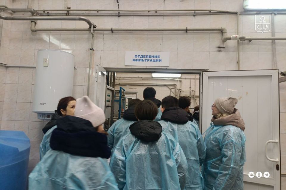 Мариупольские школьники познакомились с современными пищевыми технологиями Мариупольские школьники познакомились с современными пищевыми технологиями