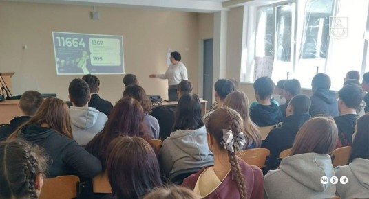 Для студентов мариупольского техникума провели лекции по профилактике терроризма и экстремизма в сети Интернет