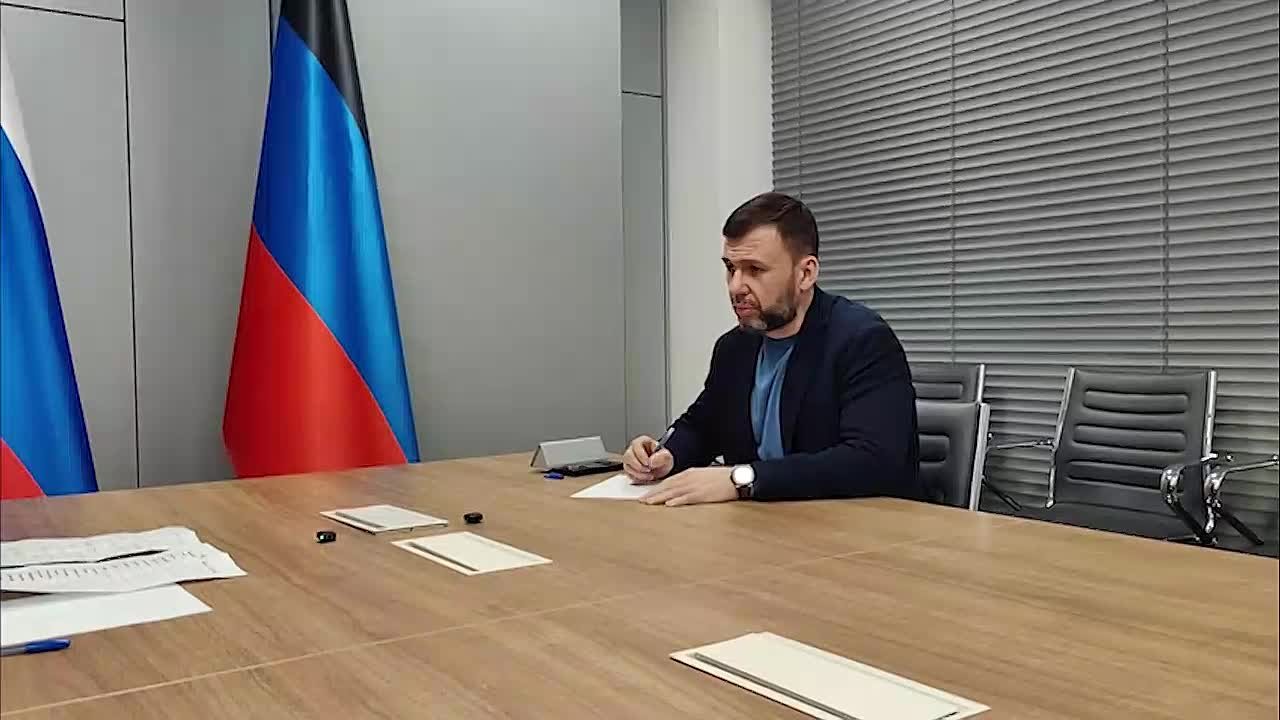 Денис Пушилин: С заместителем генерального прокурора РФ Юрием Пономаревым и прокурором ДНР Андреем Спиваком обсудили проблемные вопросы жителей освобождённых территорий