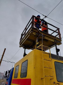 Мариупольтранс: Сотрудниками службы энергохозяйства ГУП ДНР "МАРИУПОЛЬТРАНС" выполнены работы по ремонту системы аварийной сигнализации агрегатов тяговой ПС17