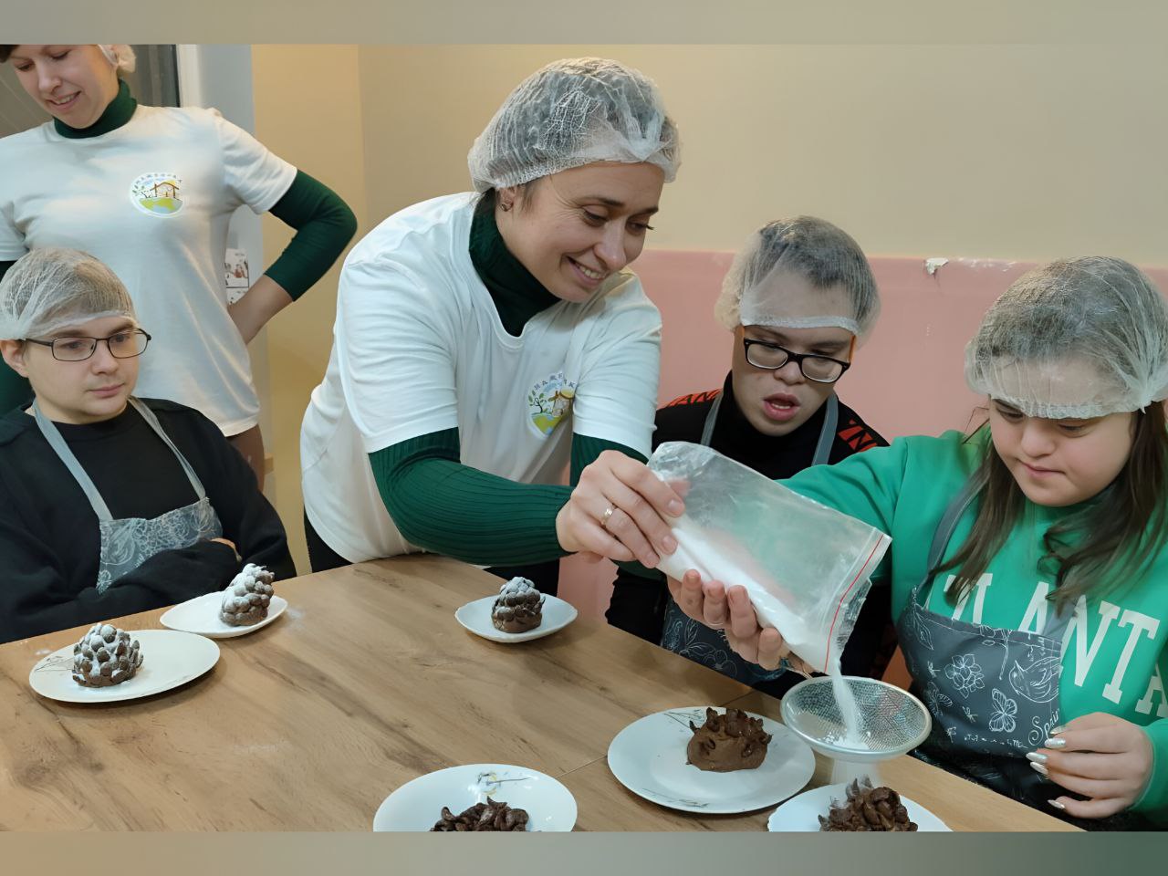 Они тоже хотят радоваться. Жизнь особенных детей Мариуполя Они тоже хотят радоваться. Жизнь особенных детей Мариуполя