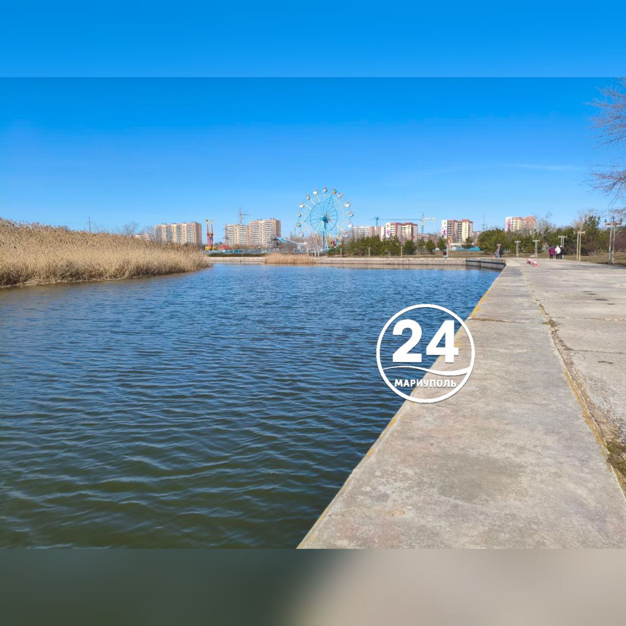 Так сейчас выглядят парк имени Гурова и ремонтируемый ДК "Металлургов" в Мариуполе Так сейчас выглядят парк имени Гурова и ремонтируемый ДК "Металлургов" в Мариуполе