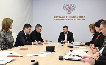 Денис Пушилин: Горячее питание в школах и детсадах, безопасность пешеходов, спил аварийных деревьев — этим и другим вопросам посвятили оперативное совещание