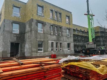 Антон Кольцов: К 1 сентября распахнет свои двери для учащихся еще одна восстановленная школа