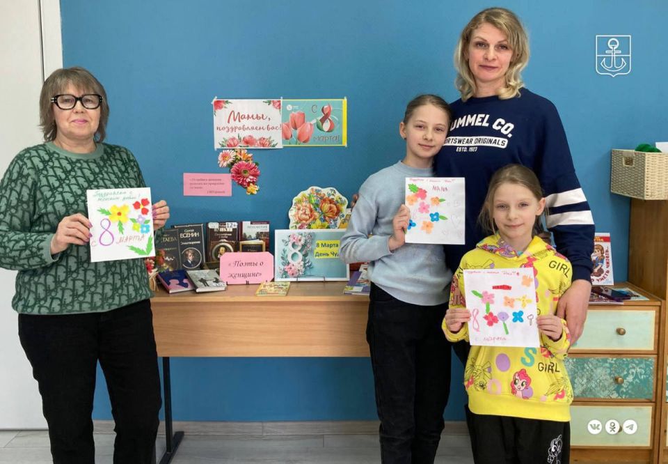 В Мариуполе дети создали уникальные подарки для своих мам и бабушек