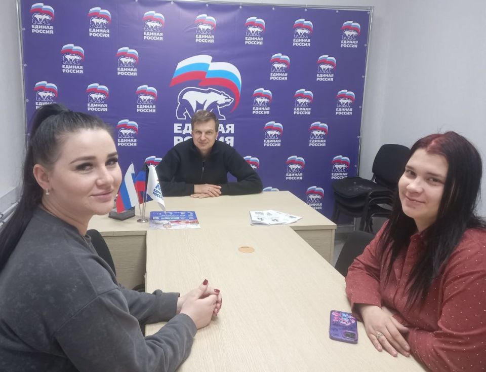 Знакомьтесь, Алена и Ирина