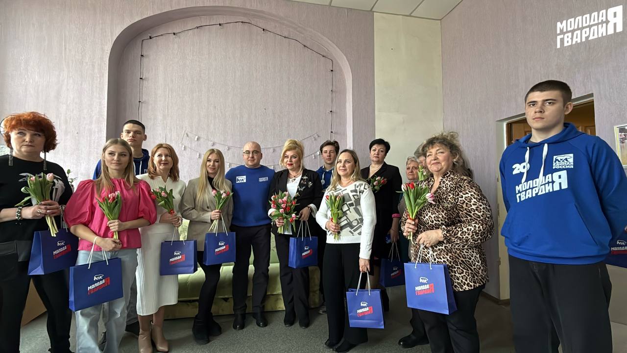 Радость в каждом цветке, тепло в каждом взгляде! Радость в каждом цветке, тепло в каждом взгляде!